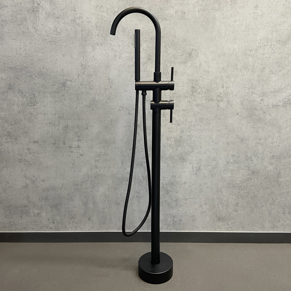 Смеситель напольный, черный матовый (FЕ018М-CMT)